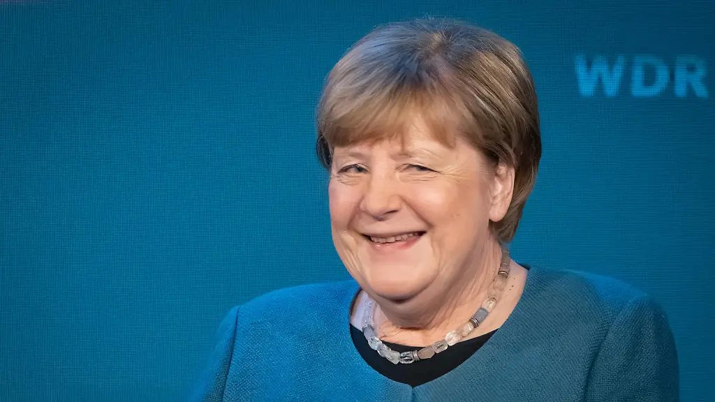 Auch eine Band wird geehrt: Darum bekommt Merkel den ersten Europäischen Verdienstorden