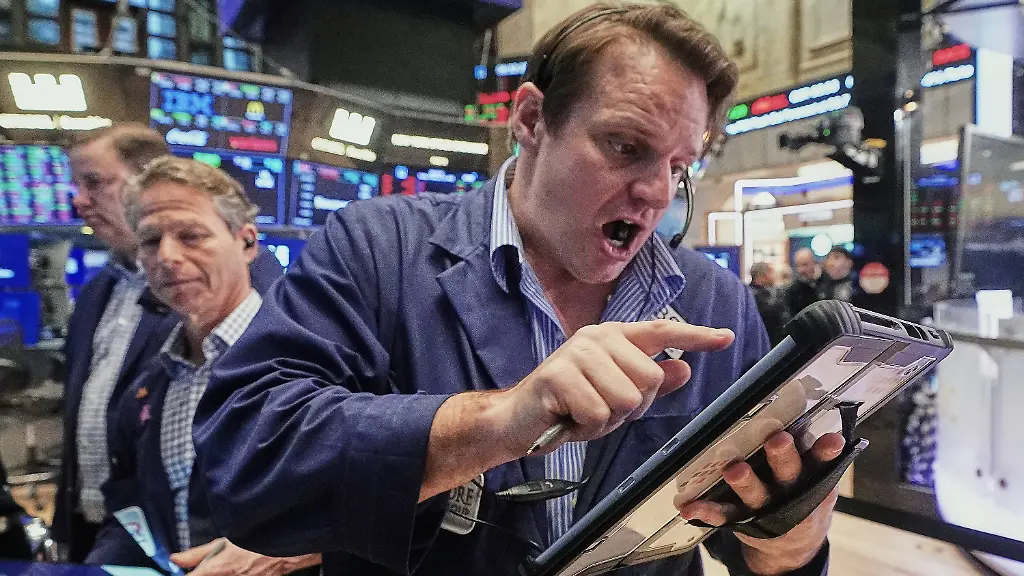 „Euphorische Stimmung“ um KI: Dell und Iran-Hoffnungen treiben Wall Street auf Rekordhoch