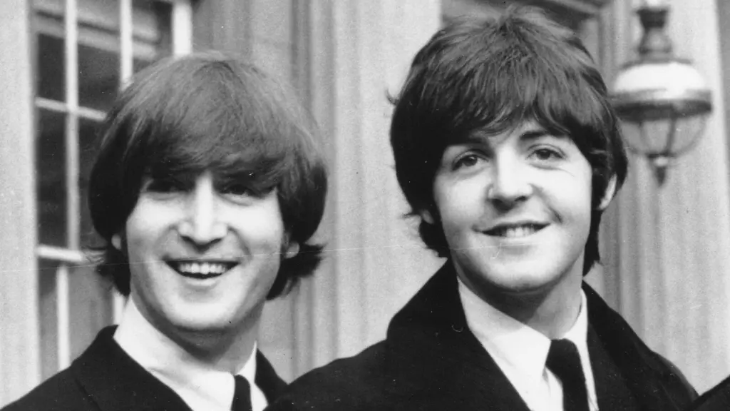 Beatles-Legende blickt zurück: Paul McCartney spricht noch immer mit John Lennon