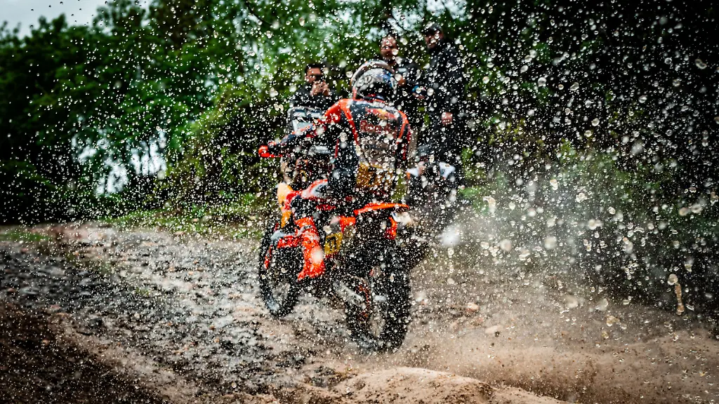 „Wie eine alte Diesel-Lok“: Motorradhersteller KTM in neuen Abgasskandal verwickelt?