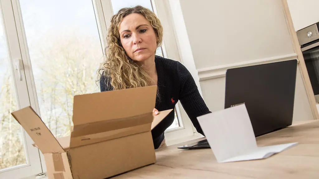 Nix drin: Online bestellt und leeres Paket bekommen – was ist zu tun?