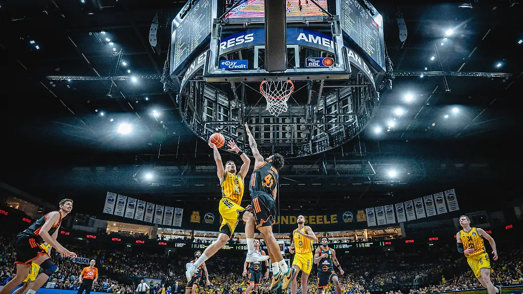 Auch Bonn gelingt Turnaround: Alba Berlin zittert Playoff-Comeback ins Ziel