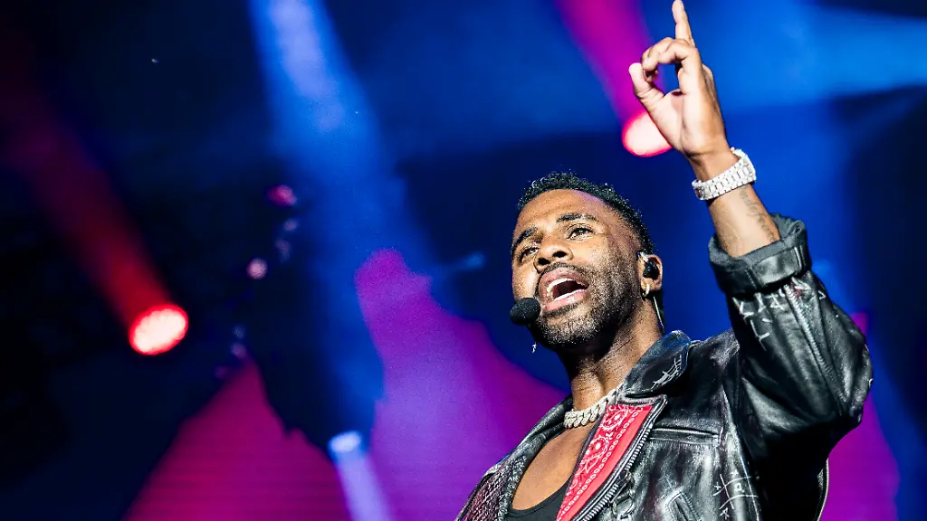 Überraschende Ankündigung: Megastar Jason Derulo zieht es ausgerechnet in den Bierkönig