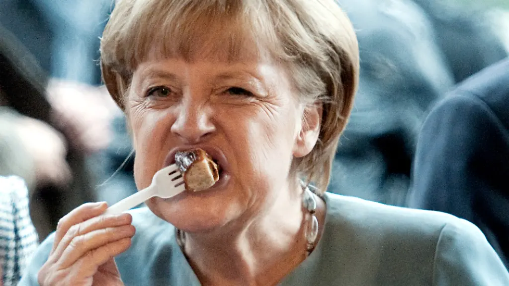 Laster der früheren Kanzlerin: Angela Merkel bereut Bratkartoffeln abends um zehn