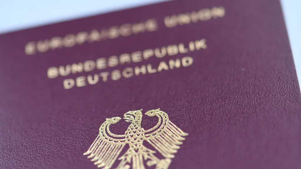 Neuer Einbürgerungsrekord: Der deutsche Pass ist begehrt wie nie zuvor