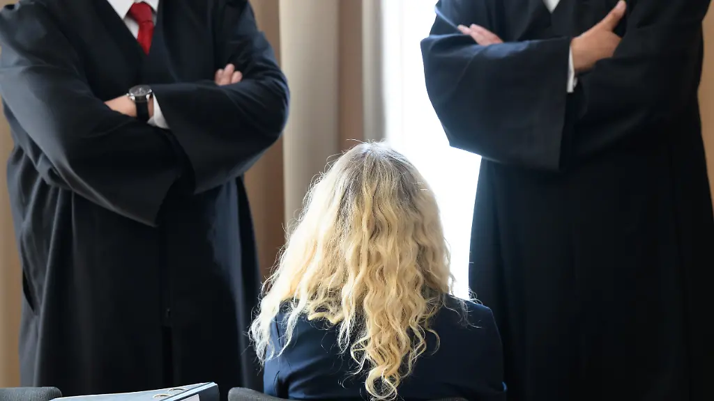 Lebenslange Haft für beide: Ehefrau und Gärtner ermorden Anwalt für sein Erbe