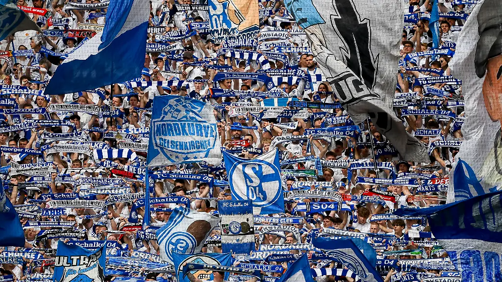 Bei privatem Coaching: Schalke-Jugendtrainer soll Zwölfjährigen missbraucht haben