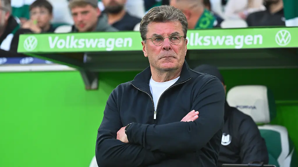 Neuer Sport-Geschäftsführer: Hecking bleibt beim VfL Wolfsburg – und wechselt doch den Job