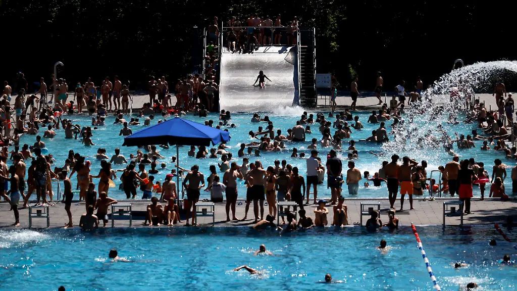 Badeunfälle in ganz Deutschland: Vier Kinder und zwei Erwachsene ertrinken am Pfingstwochenende