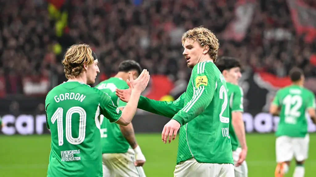 Barça hat Nase wohl vorn: Bericht: FC Bayern zieht im Rennen um Königstransfer den Kürzeren