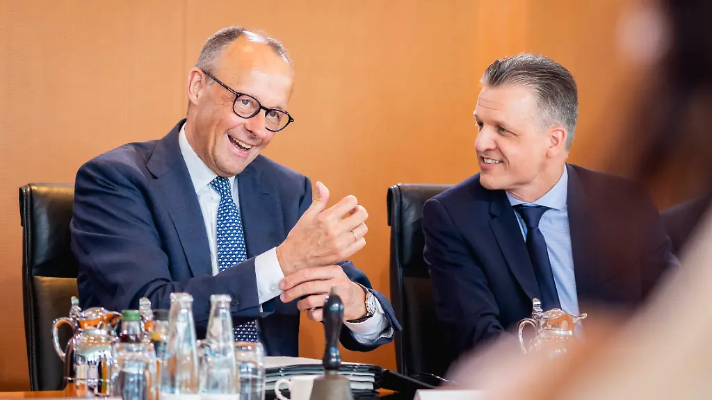 „Das bringt uns nirgendwo hin“: Frei warnt vor „unfruchtbarer Debatte“ um Kanzler Merz
