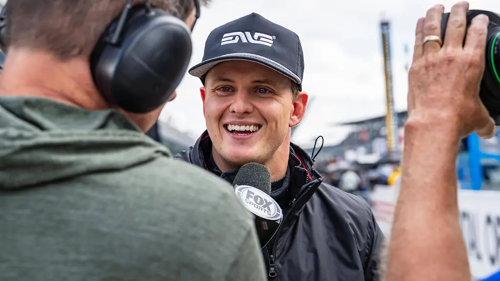 Gefahr beim Motorsport-Klassiker: Mick Schumacher übersteht bei Indy-500-Debüt späten Schreckmoment
