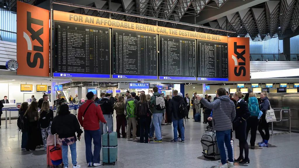 Keine Normalisierung erwartet: Verband: Flugstreichungen könnten 20 Millionen Passagiere betreffen