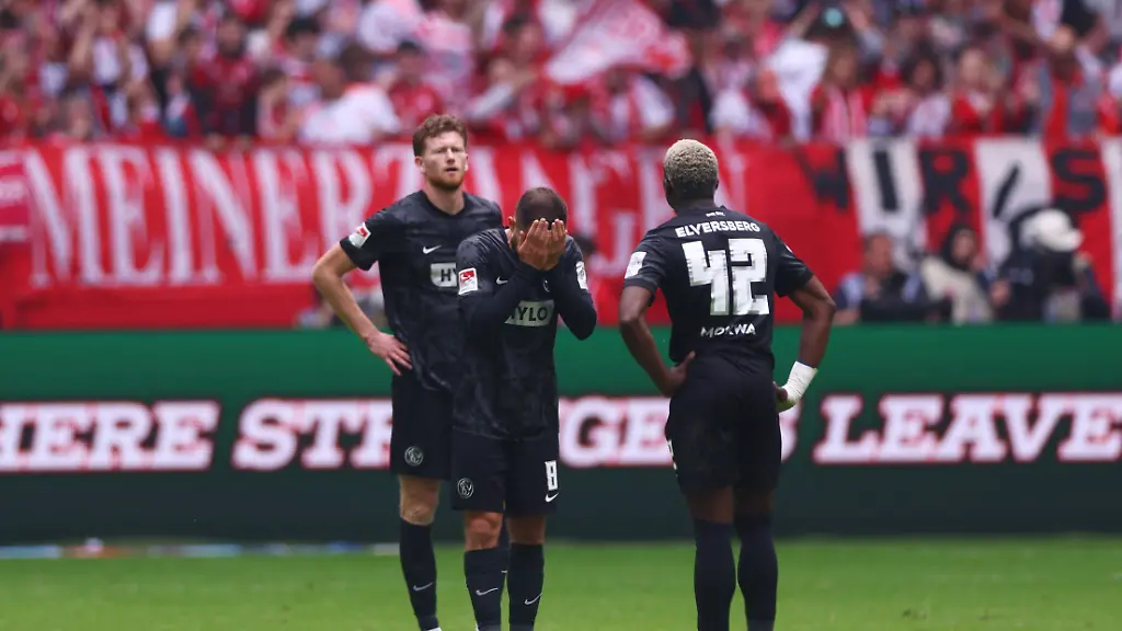 Schneckenrennen in der 2. Liga: Nächster Aufstiegskandidat patzt schwer, Münster muss runter