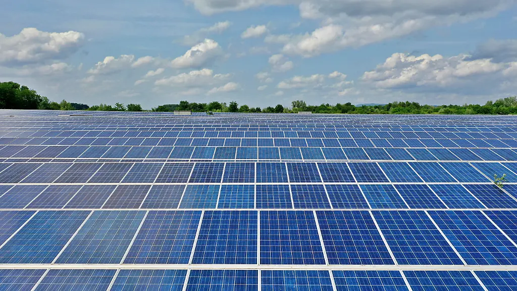 Solaranlage-bei-Bad-Rauenberg-in-Nordbaden