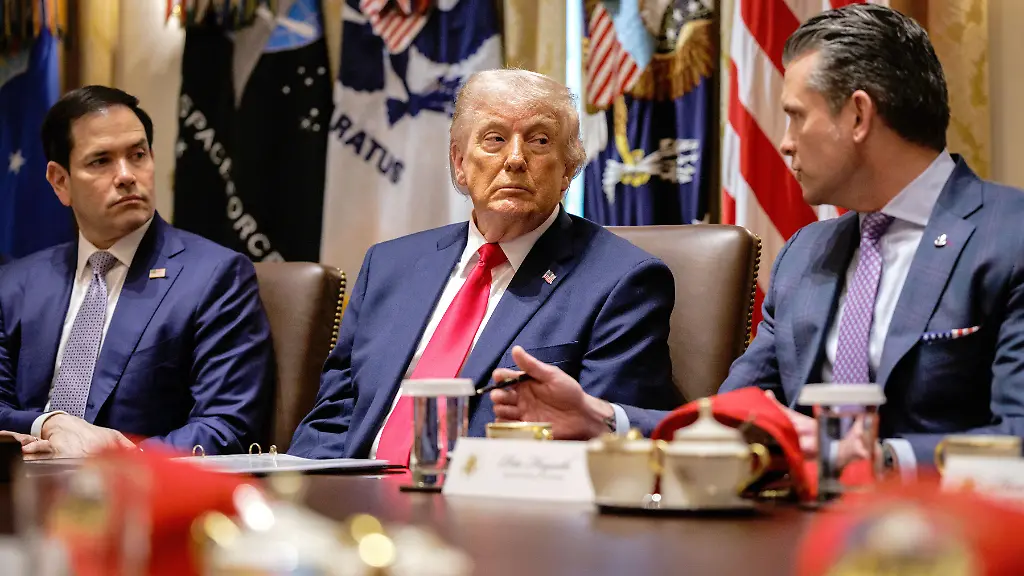 Trump beharrt auf „roten Linien“: Hegseth droht mit Neustart des Iran-Krieges