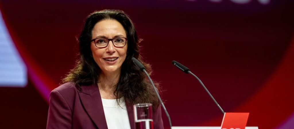 DGB-Vorsitzende Fahimi: Gewerkschaftschefin in schweren Zeiten