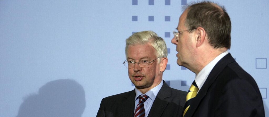 Einmal „Rasenmäher“ à la Koch und Steinbrück?