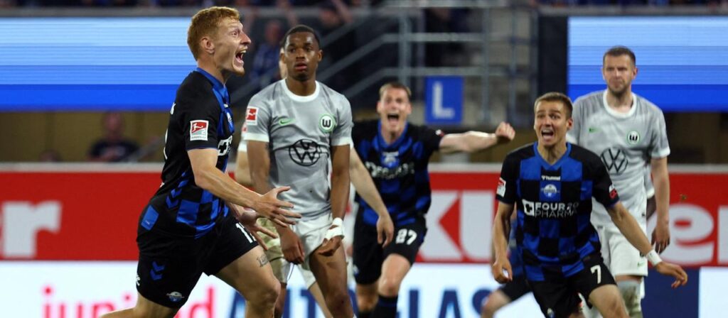 Paderborn zurück in der Bundesliga – Wolfsburg steigt erstmals ab