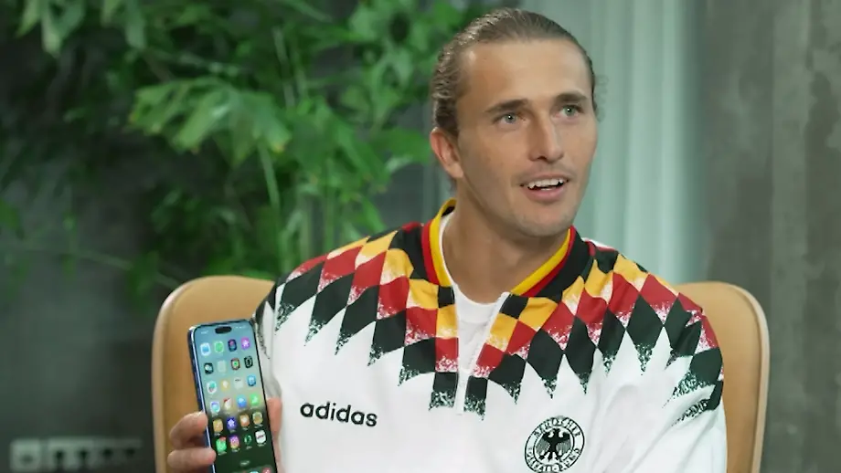 Erstes Spiel nach Paris-Erfolg: Zverev bei Rasen-Heimspiel in Halle holprig weiter