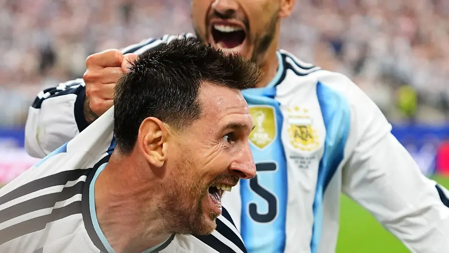 Presse überschlägt sich: „Lionel Messi zerreißt die Rekordbücher“