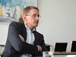 „Das ist geschichtsvergessen“: Günther fordert nach „Faschismus“-Vergleich Rücktritt des Linken-Chefs