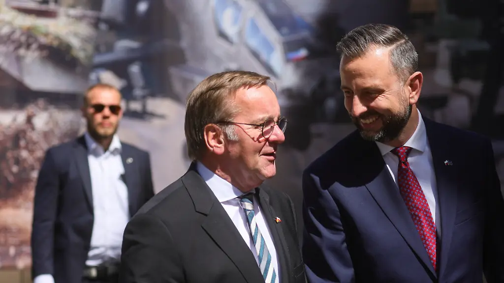 Ostflanke, Weltraum, Cyberspace: Pistorius unterzeichnet Militärabkommen mit Polen