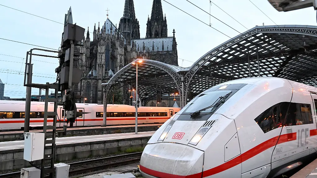 Zugfunk defekt: Was ist GSM-R? Und warum ist es schlimm, wenn es ausfällt?
