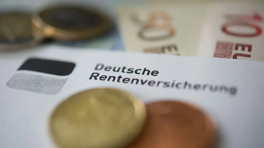 Hamburg-liegt-bei-Hoehe-der-Altersrente-bundesweit-im-Mittelfeld
