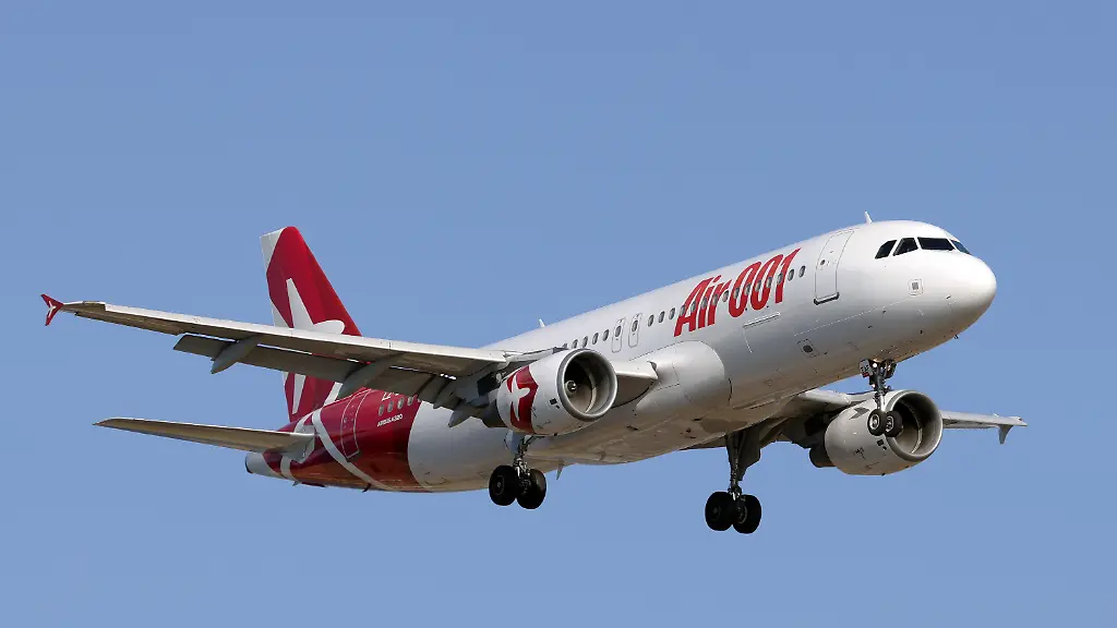 Code für Flugzeugentführung: Passagierjet sendet irrtümlich Notruf – Abfangjäger steigen auf
