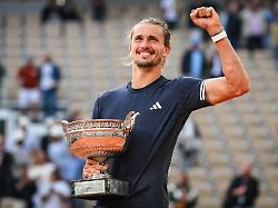 „So verdient“: Tennis-Idole feiern Alexander Zverev