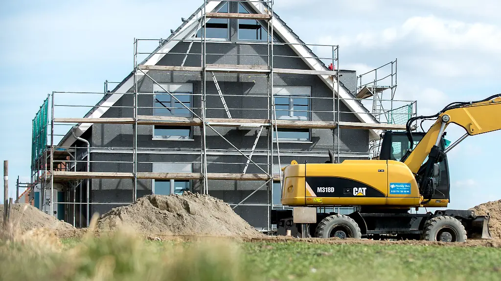 Clevere Planung: Nicht an falschen Stellen: Beim Hausbau richtig sparen