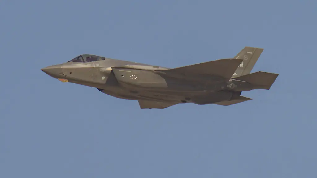 Nach Hubschrauber-Abschuss: „Selbstverteidigung“: US-Militär fliegt neue Angriffe gegen den Iran
