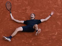 Bisschen betrunken“: Zverev hofft, dass „mental etwas geplatzt ist