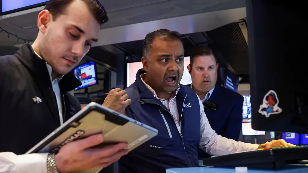 US-Anleger schichten um: Dow erklimmt Rekordhoch, Tech-Werte verlieren