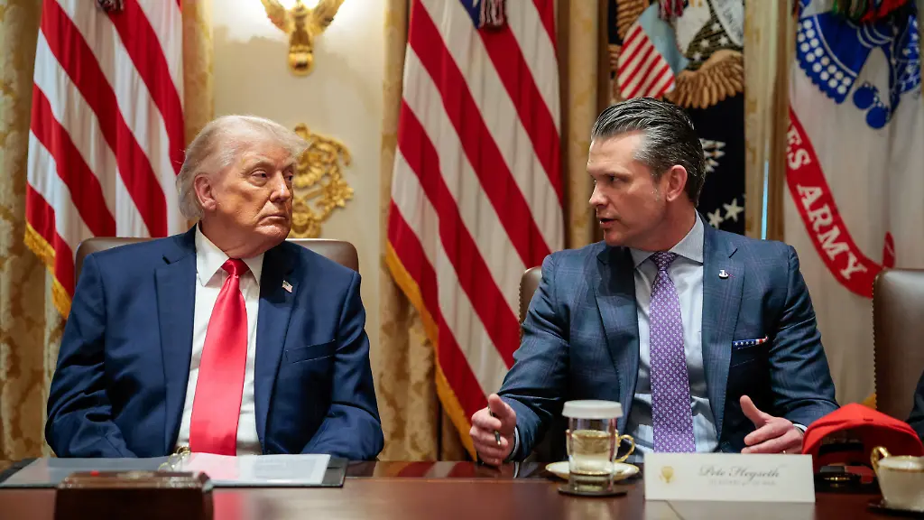 Transmenschen im US-Militär: Trump und Hegseth erleiden Niederlage vor Gericht