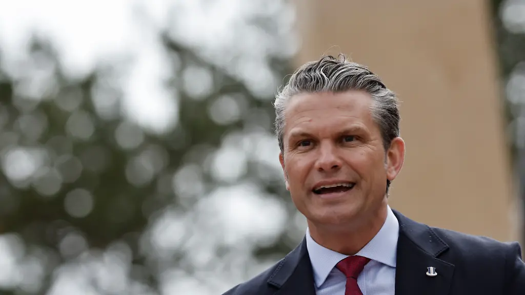Gedenken an D-Day: Hegseth: „Frieden nur durch Stärke auf beiden Seiten des Atlantiks“