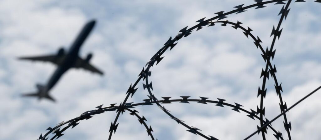 Kommentar zu Abschiebezentren: In der Praxis wird das schwierig werden