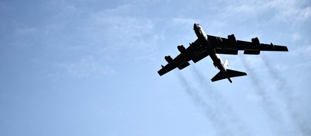 B-52-Bomber der US-Luftwaffe bei Testflug in Kalifornien abgestürzt
