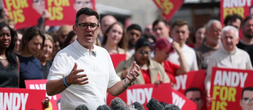 Kampf um Labour-Vorsitz: Wer ist Andy Burnham?