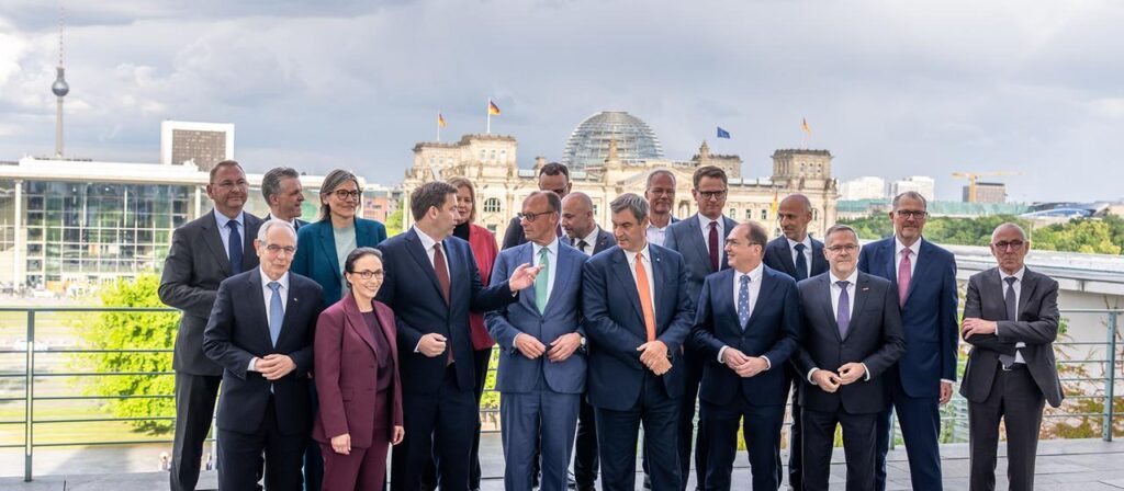 Spitzentreffen im Kanzleramt: Einigkeit über Probleme, nicht über Lösungen