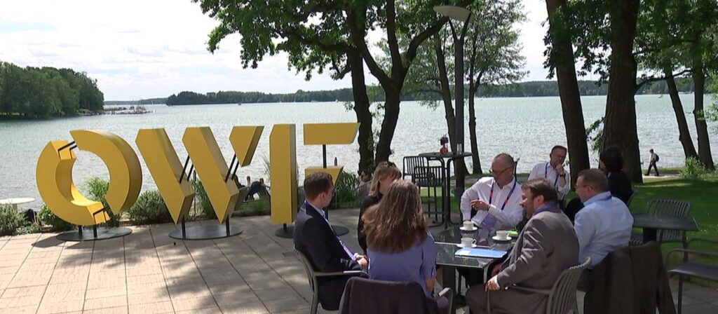 Ostdeutsches Wirtschaftsforum zeigt Chancen – aber auch Risiken
