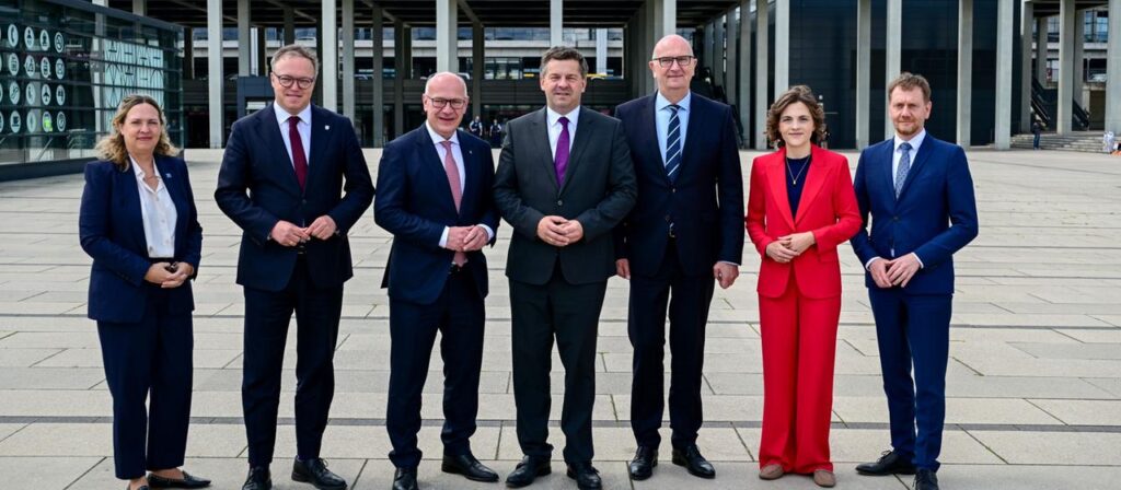 Konferenz der Ministerpräsidenten: Der Osten will Transparenz – und seinen Anteil