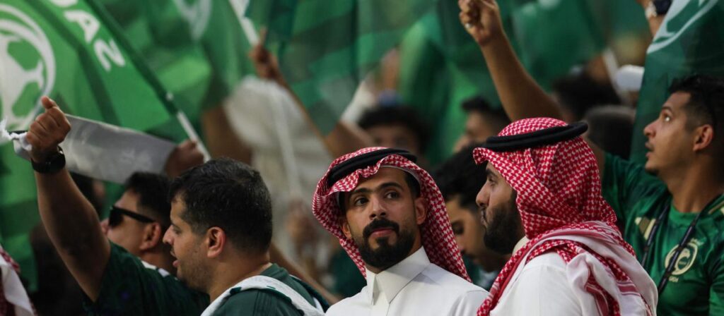 Milliarden für Tore – Saudi-Arabiens Investitionen in den Fußball