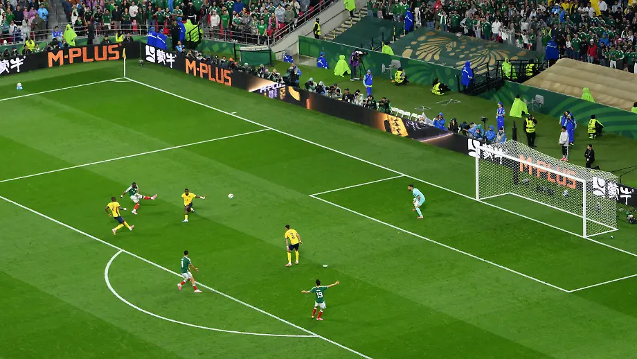 Soll England doch kommen!: Bier fliegt durch die Luft: Mexiko zerrupft DFB-Schreck und brüllt Coup herbei