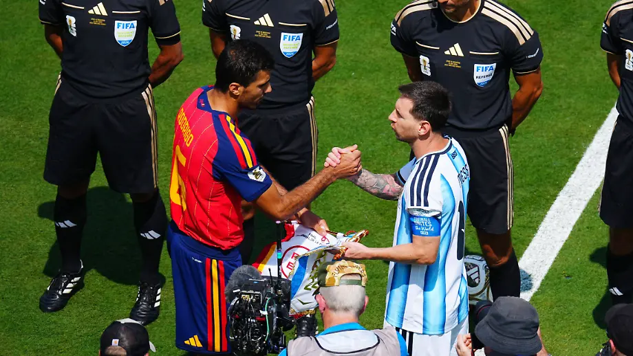 Legende schwänzt Empfang: Lionel Messi lässt Argentiniens Fans im Regen stehen