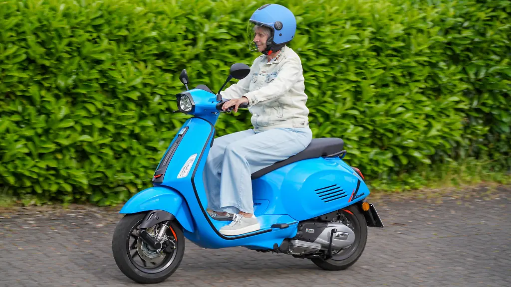 Schön, Kult, aber ziemlich teuer: Neue Vespa Sprint S 125 – unkomplizierter Achtelliterroller mit Flair