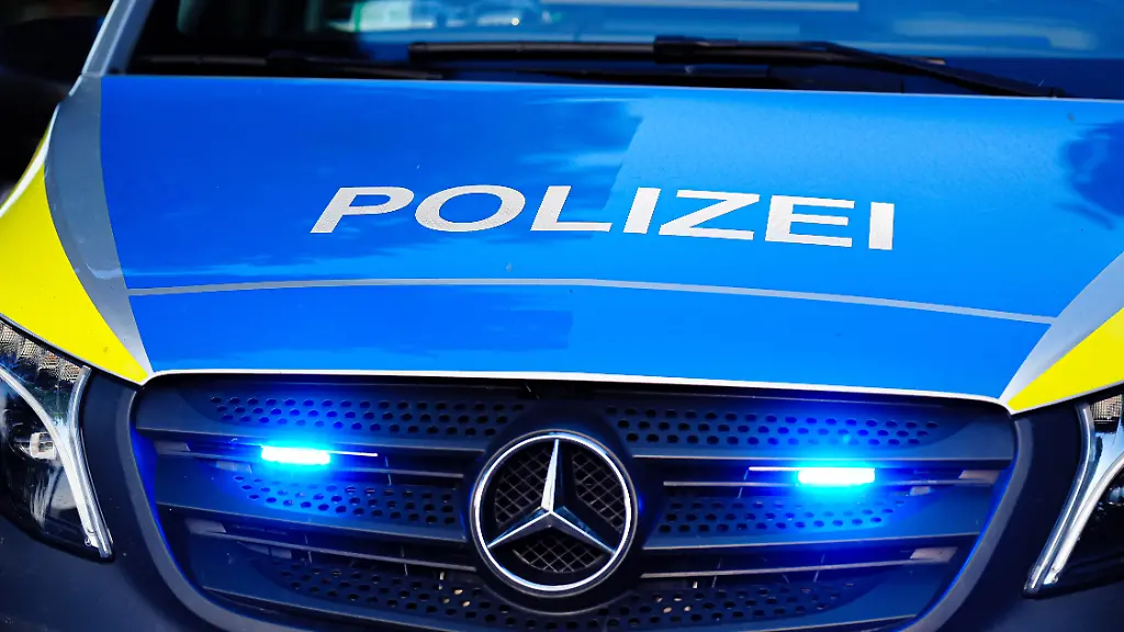 Mit aufgeschlitzter Kehle: Tote Ratte im Briefkasten: Einrichtung für Frauen in Dresden bedroht