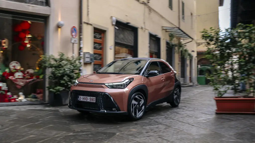 Ungewöhnliche Kost beim Antrieb: Toyota Aygo X Hybrid – ein teurer Sparfuchs