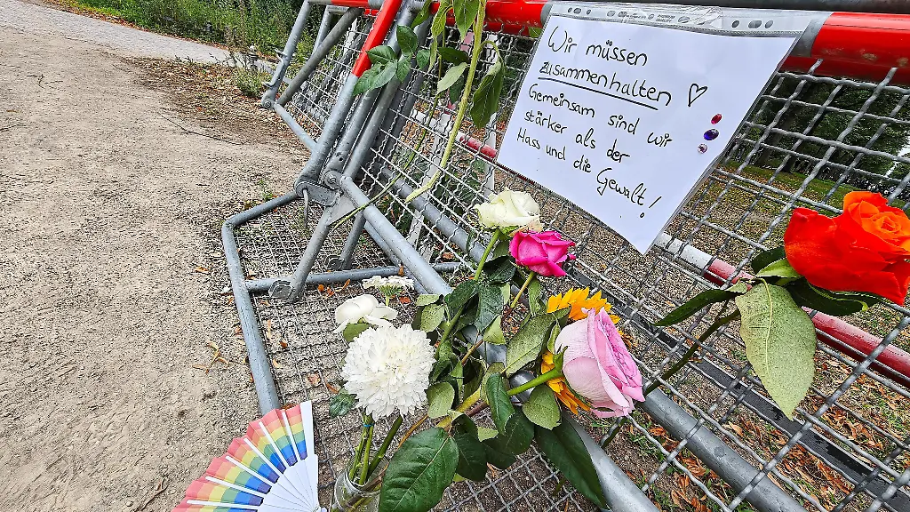 „Das kann sich niemand erklären“: CSD-Anschlag entfacht Debatte über mögliches Behördenversagen